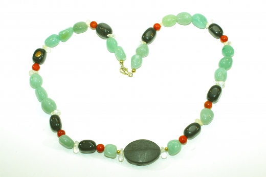 Wunderschne Halskette mitAventurin, Koralle, Onyx