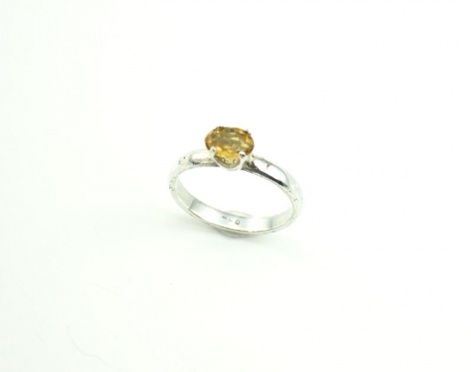 Citrin facettiert oval in 925-Silber Ring gefasst