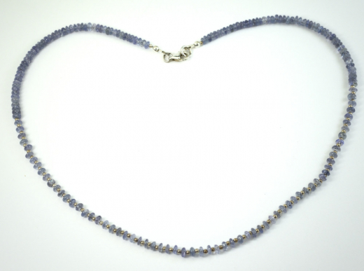 Wundrschne Tansanit Halskette mit 925 Silber