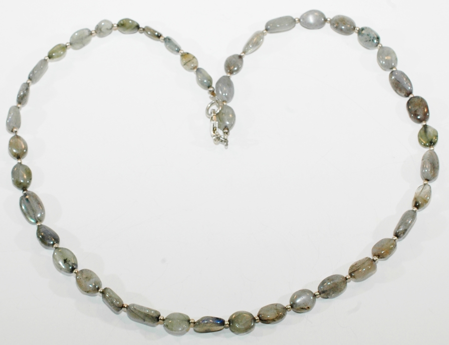 Labradorit-Halskette (Oliven) mit 925er Silber