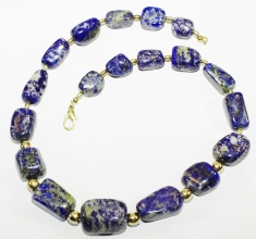 Hochwertig verarbeiteteLapislazuli Halskette mit Gold