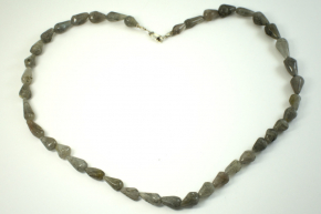 Labradorit-Halskette (Oliven) mit 925er Silber Karabiner Verschluss
