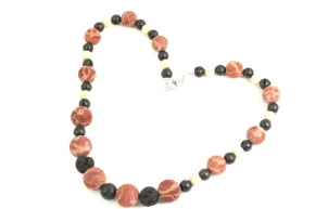 Koralle Perlen rot- Halskette mit Lava und Natur Holz Perlen. Silber Karabiner Verschluss